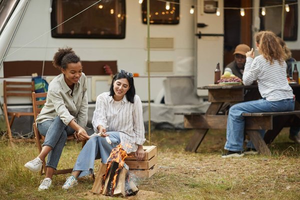 Comment dénicher un camping pas cher dans Les Ourmes à Hourtin ?