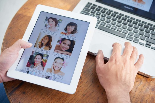 Quels sont les critères pour choisir le meilleur site de rencontre ?