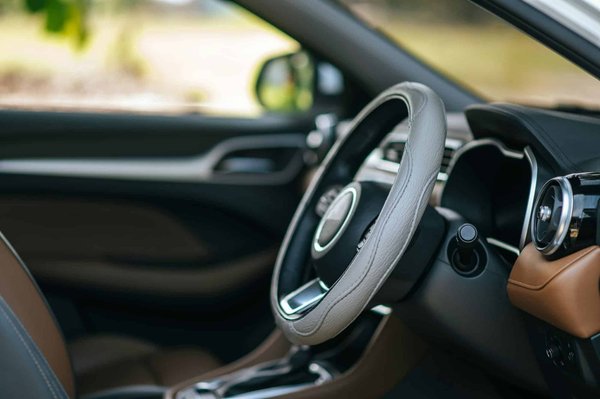 Choisir le meilleur couvre volant en 2024